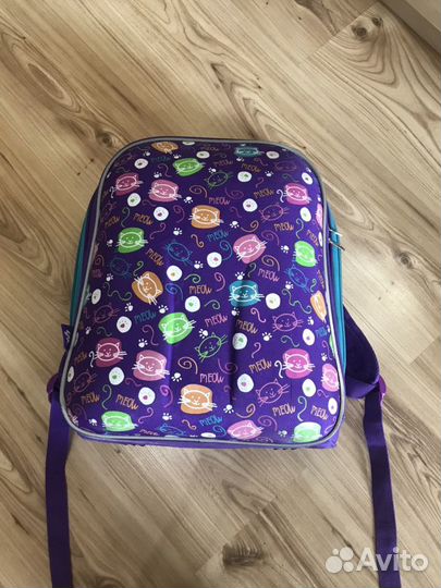 Рюкзак школьный