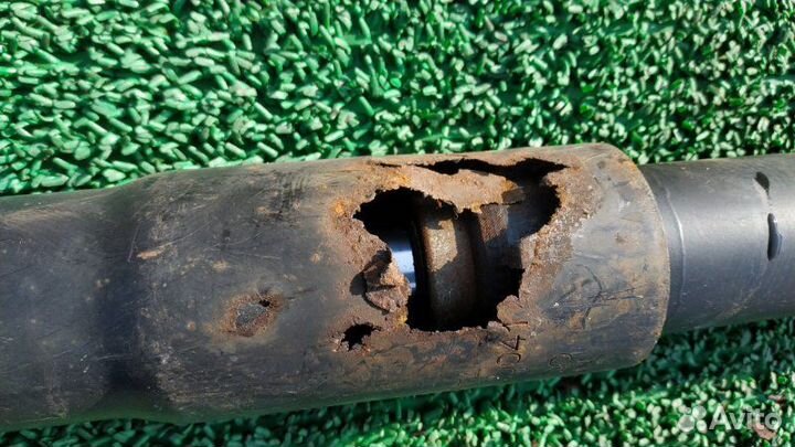 Амортизатор зад. Toyota Land Cruiser Cygnus, Land