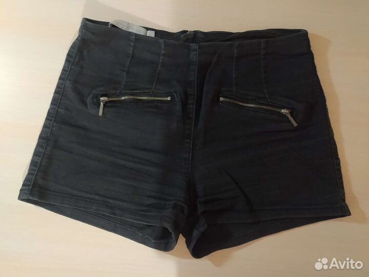 Шорты с завышенной талией Bershka