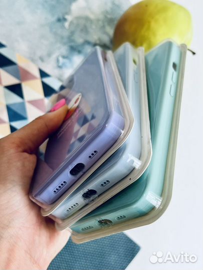 Чехол на iPhone 13 Pro