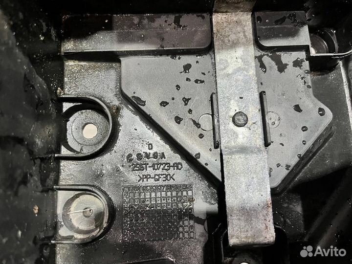 Короб акб Ford Fusion