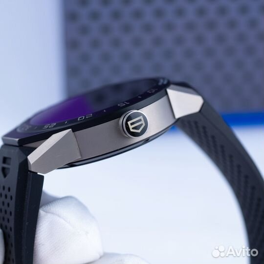 Оригинал TAG Heuer Connected Modular 46 SAR8A80
