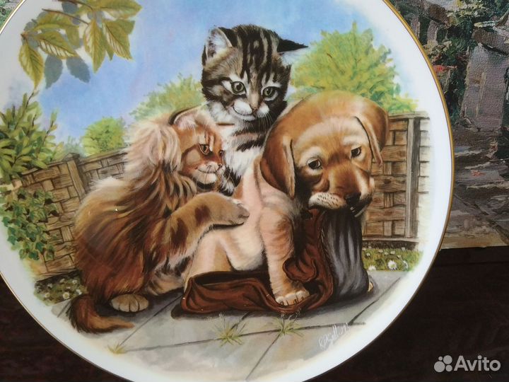 Настенная тарелка Royal Albert Englang Роб Геллион