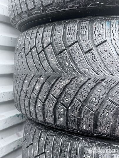 Michelin X-Ice North 4 255/55 R19