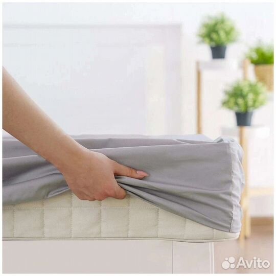 Простынь на резинке