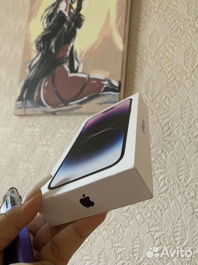 Коробка от iPhone 14 pro max