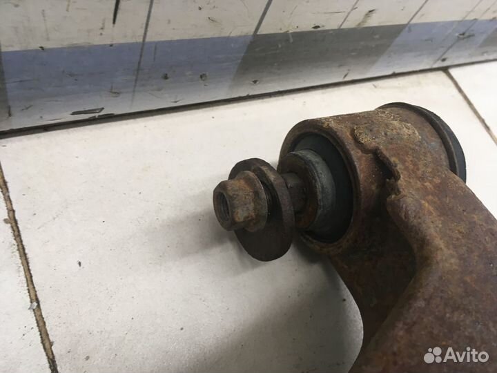 Рычаг передний нижний правый L200 (KB) 2006-2016