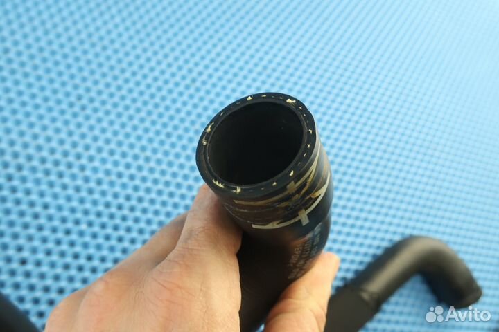 Патрубок системы охлаждения VAG 1K0121049CE