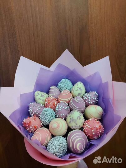 Клубничный букет