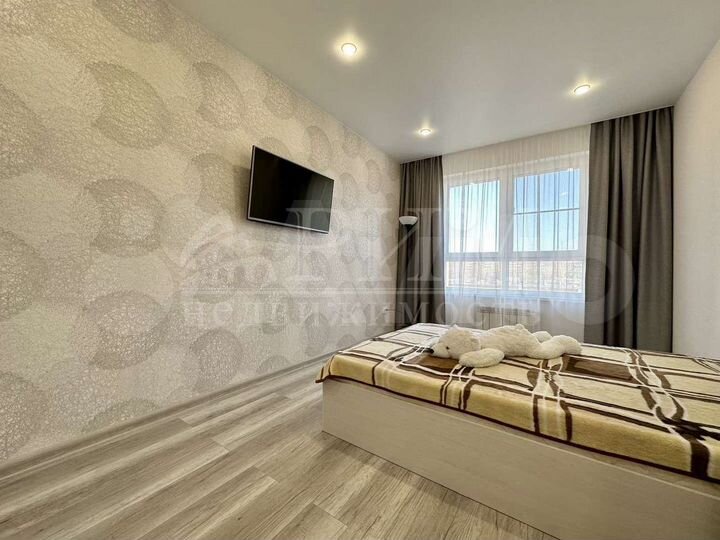 2-к. квартира, 69,3 м², 3/16 эт.