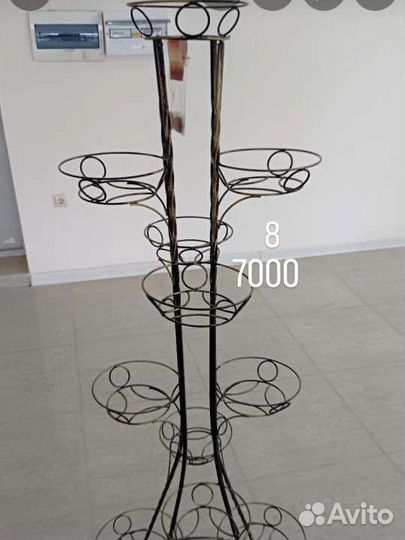 Кованая подставка под цветочный горшок