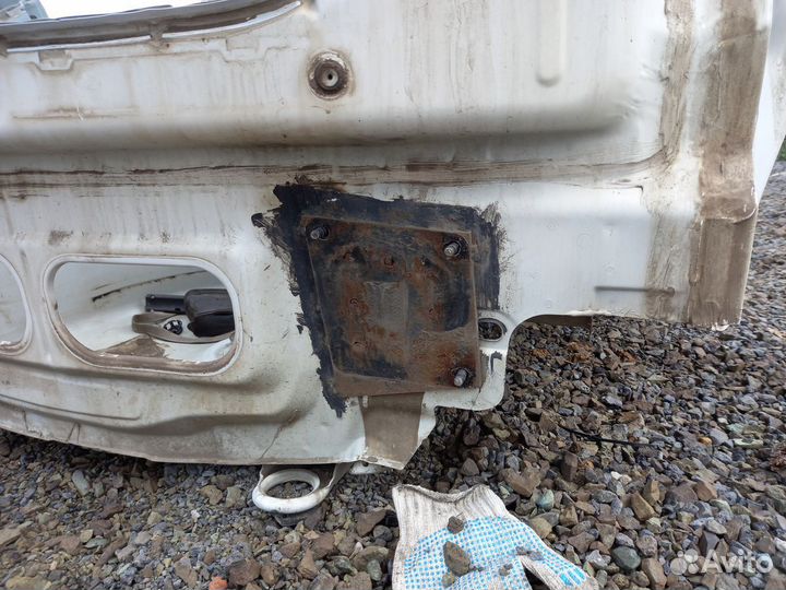 VW Polo (MK5) V панель задняя