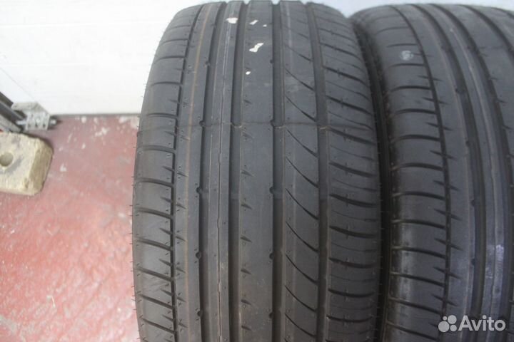 Corsa 2233 235/45 R17 97W