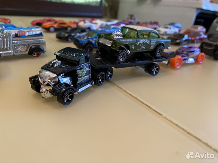 Hot wheels набор машинок