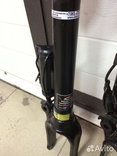 Пневмостойка мерседес W 164 ML,GL перед,право,лев