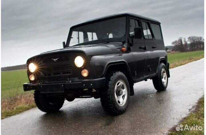 Стекло ветровое УАЗ -469 Хантер с полосой