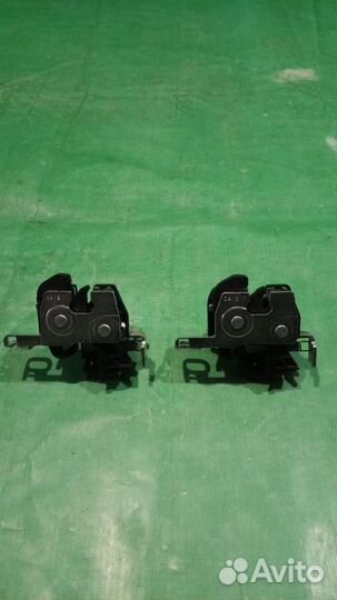 Замки спинок задних сидений Mercedes W204 W212