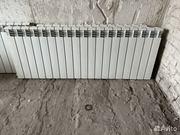 Продам б/у батарею