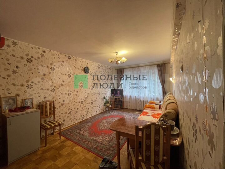 Комната 24 м² в 3-к., 2/5 эт.