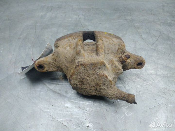 Суппорт тормозной передний левый Audi 80/90 B4