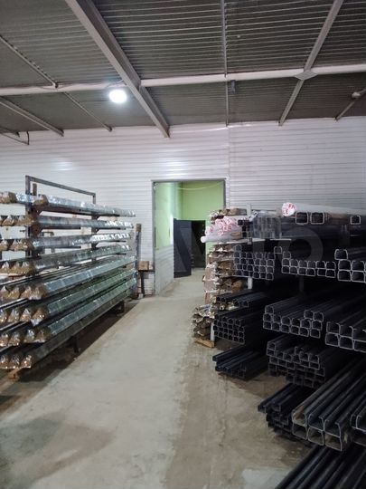 Склад, 440 м²