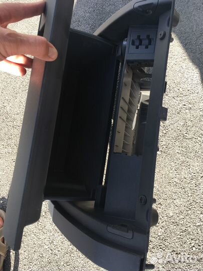 Бардачок VW Tiguan 2 с 2017 года