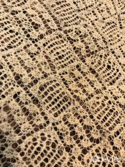 Платок шерстяной пуховой 