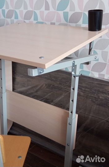 Стол конторка