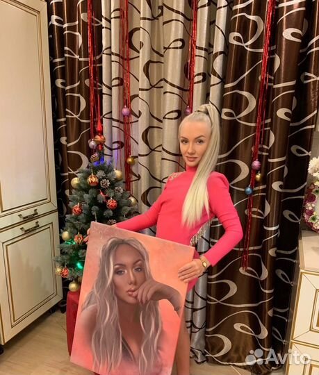 Портрет на холсте