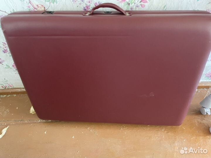 Массажный стол