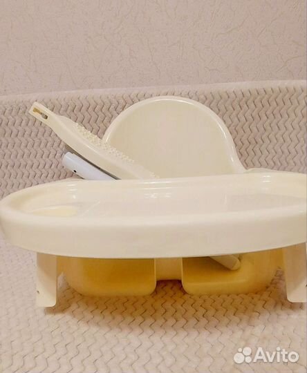 Кормильный столик