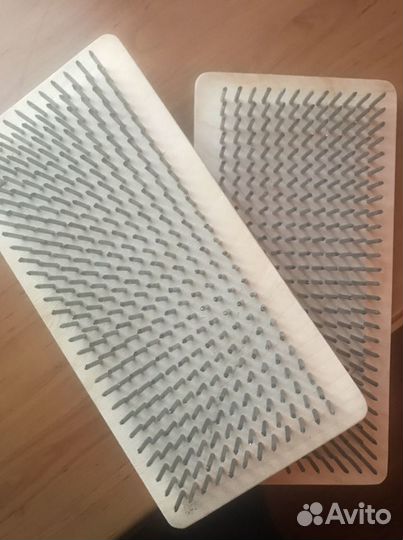 Доска садху. Стояние на гвоздях. Йога