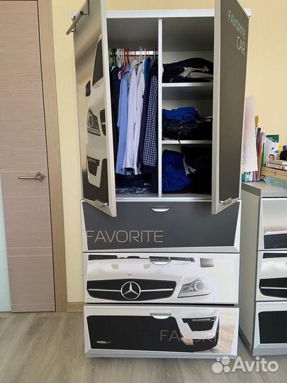 Комплект детской мебели 