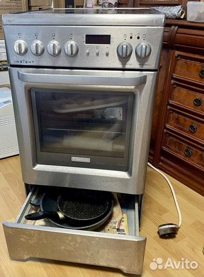 Плита электрическая Electrolux Ekc 513503 X