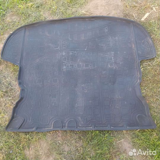 Автомобильные коврики резиновые