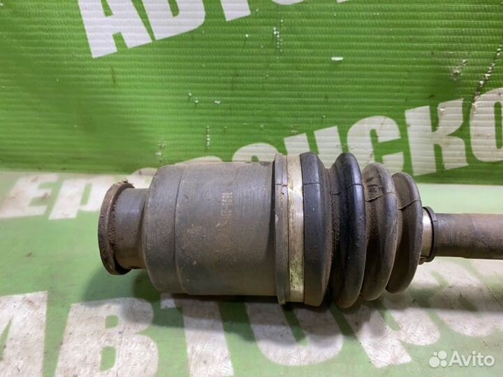 Привод передний Subaru Impreza GC8 1997