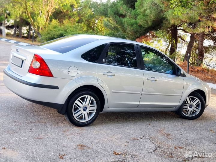 Ford Focus 1.6 МТ, 2006, 163 000 км