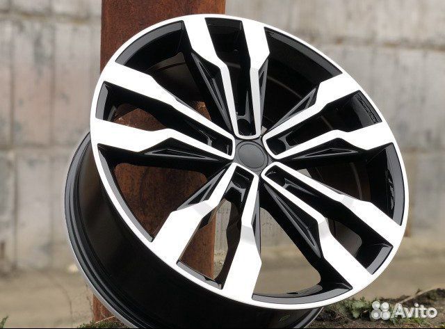 Диски R20 Suzuka 5-112 на volkswagen touareg