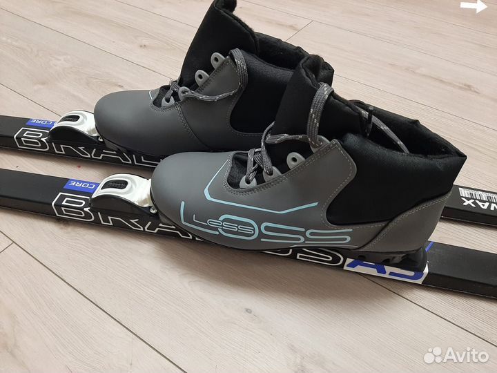 Новые лыжи,лыжные комплекты, лыжные ботинки