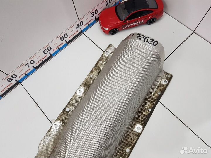 Экран тепловой центральный (Geely Monjaro)