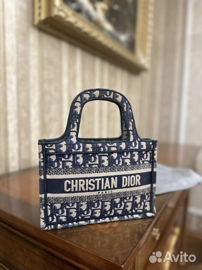 Сумка Dior mini Book Tote оригинал