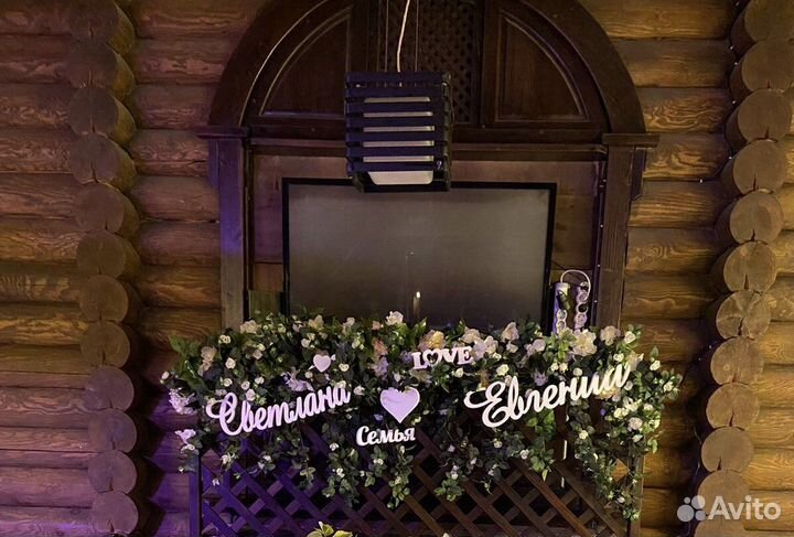 Искусственные цветы для оформления свадеб