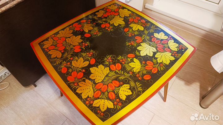 Стол детский хохлома б/у