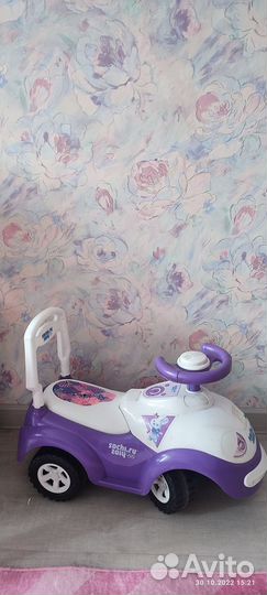 Машинка толокар