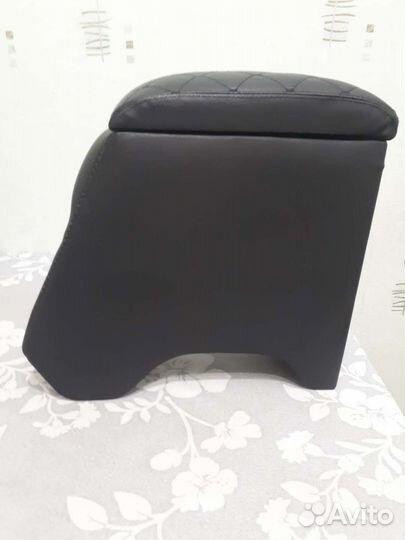 Подлокотник на Лада Гранта/Калина