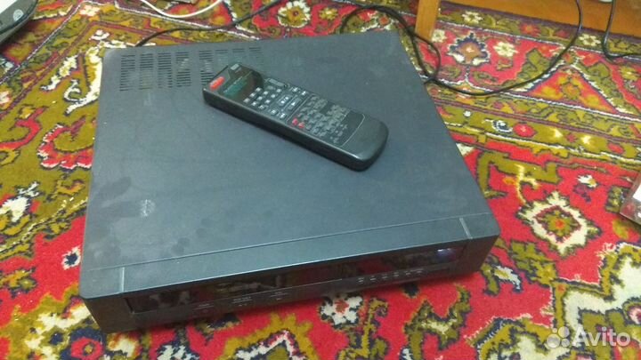 Видеомагнитофон Daewoo 4581D