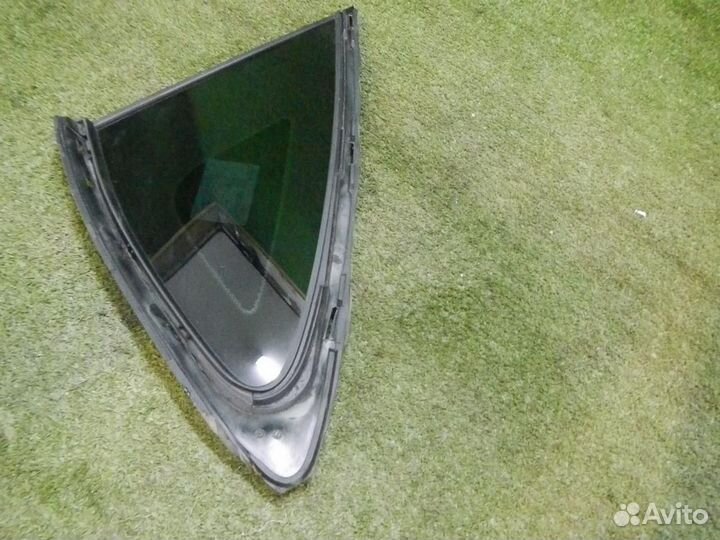 Форточка задняя левая Mercedes GLC C253 (2016-н.в