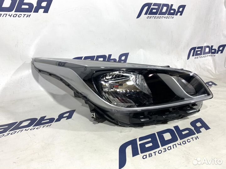 Фара Kia Rio(17) правая