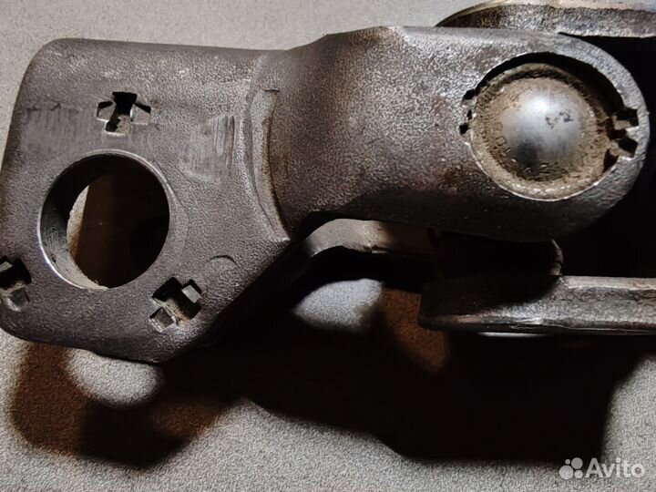 D8080ey40b рулевой карданчик Nissan х треил