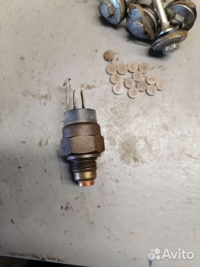 Запчасти на мотоцикл Ямаха FZS 600